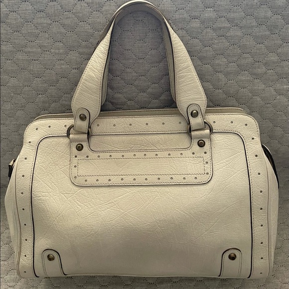 Bean Pole Handbag - Picture 2 of 9